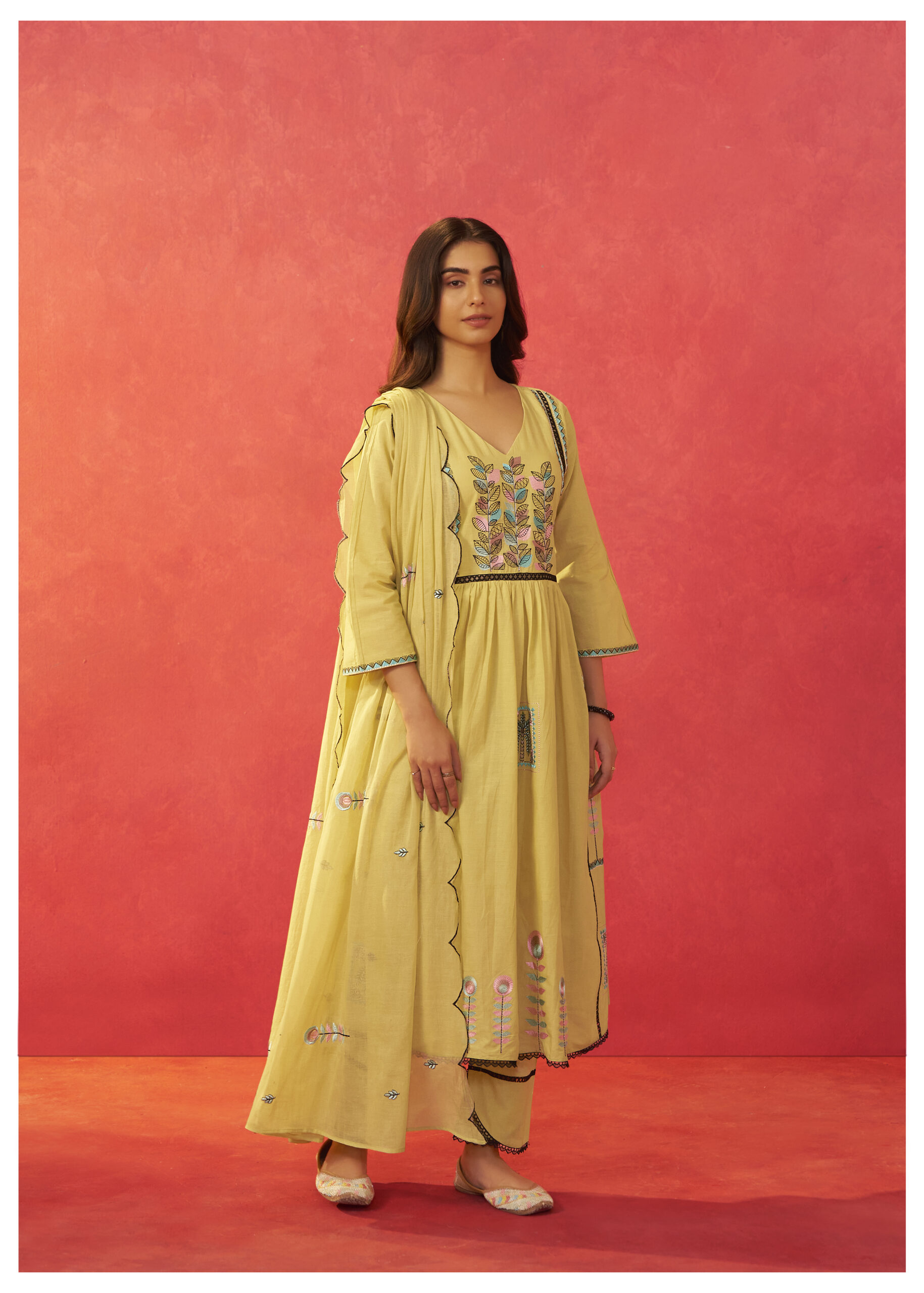 SUMMER TRENDS - 1005