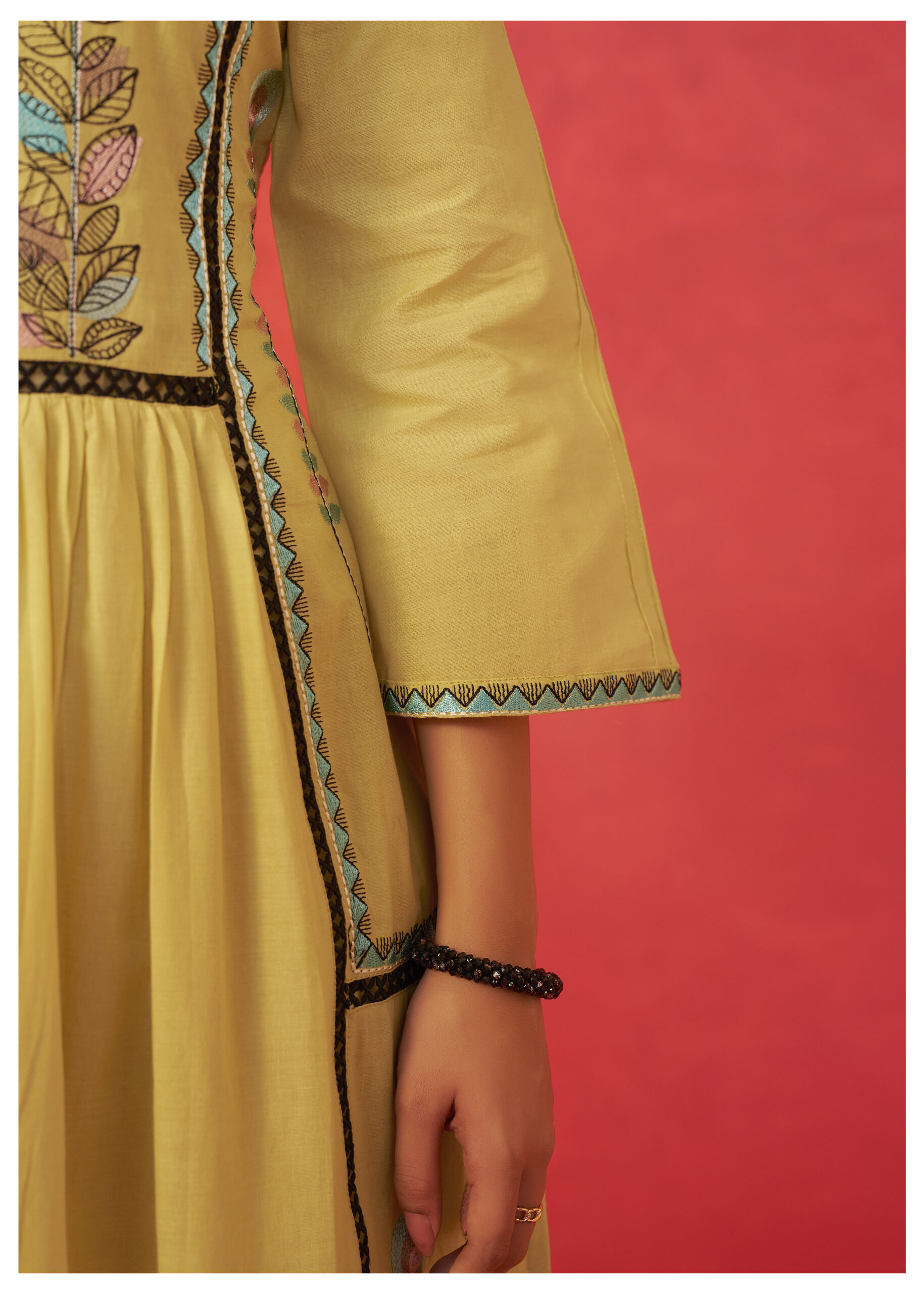 SUMMER TRENDS - 1005e (1)